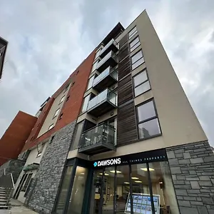 Apartment Two Bedroom Luxury With Film Style, Swansea